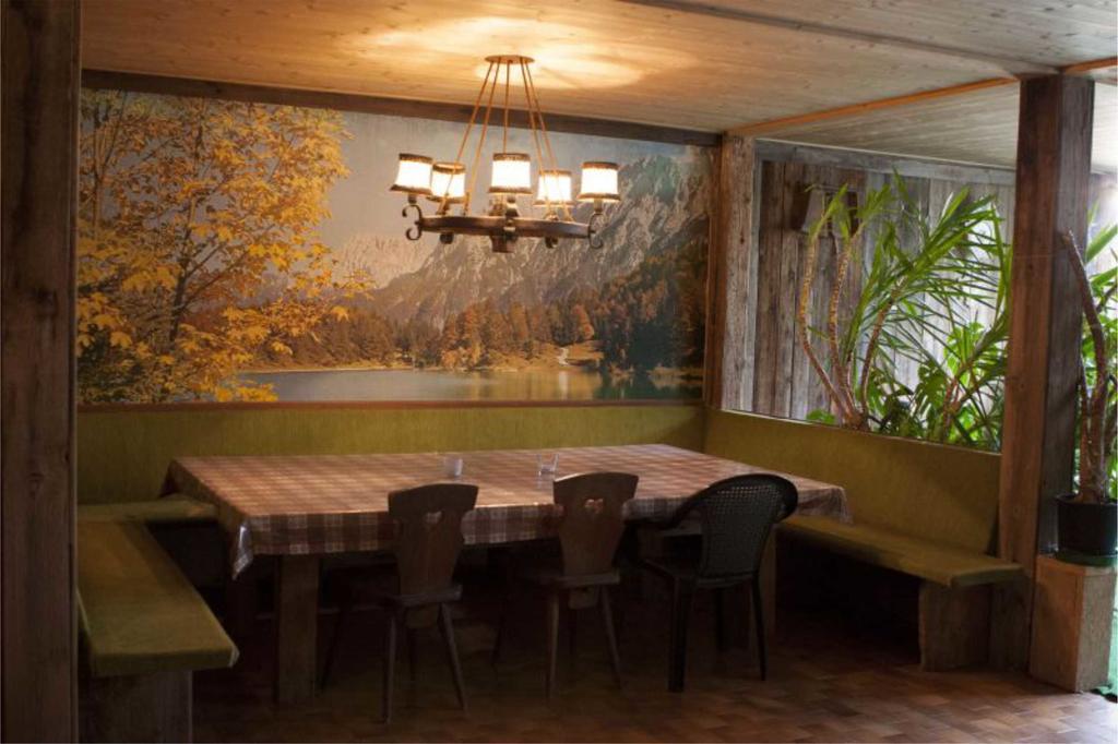 Schnarf Apartment